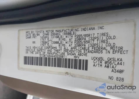 2004 Toyota Sequoia Limited V8 z USA, uszkodzony, nr VIN 5TDBT48A44S228011